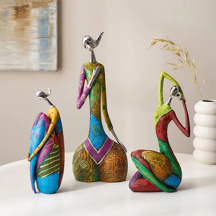 Statuette féminine abstraite en résine peinte à la main pour décoration intérieure moderne et colorée | Koossa