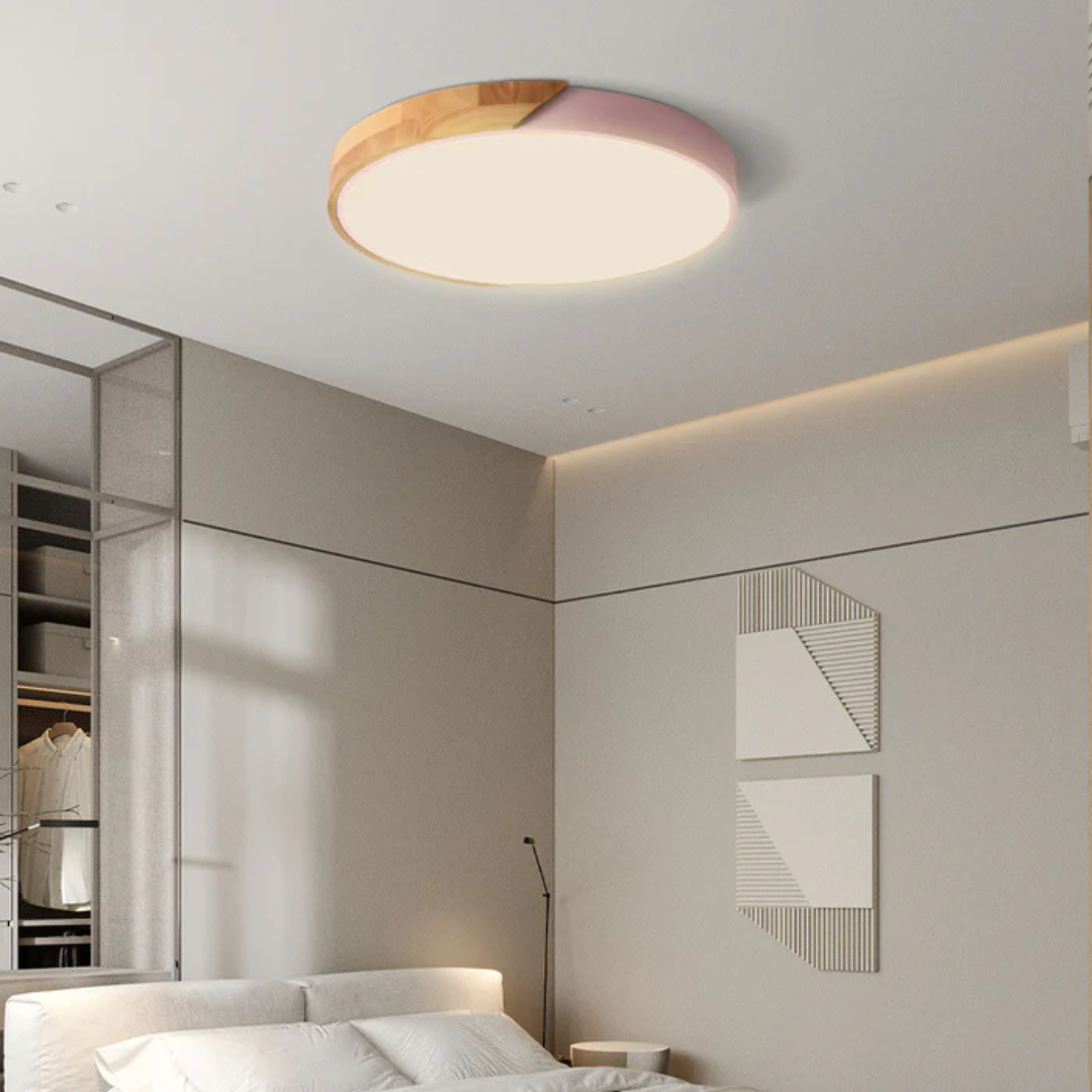 Plafonnier scandinave rond en bois naturel avec LED intégrée blanc chaud élégant pour séjour chambre couloir | Koossa