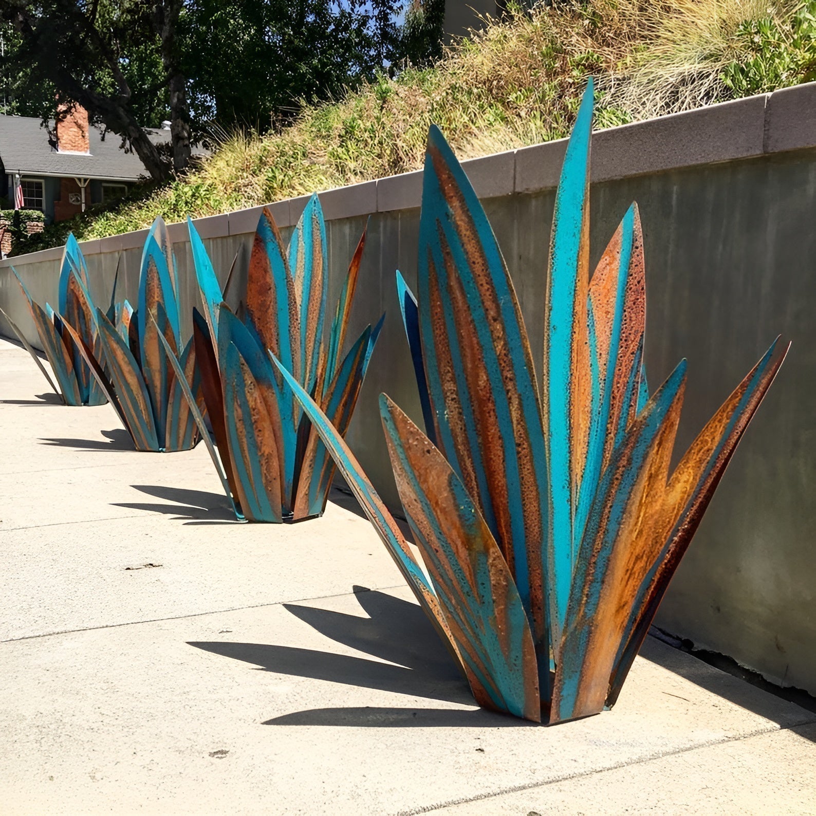 Sculpture d'agave en métal pour jardin, terrasse et intérieur – Finition artisanale toute saison résistante | Koossa