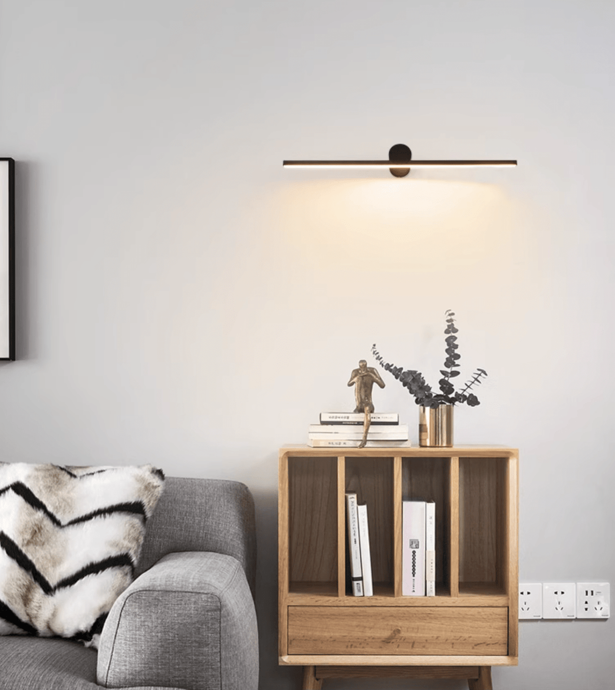 Cordless LED Vanity Light Bar with Touch Dimmer & USB Rechargeable Battery, Adjustable Brightness Wall Sconce for Bathroom Mirror, Makeup | Lonoma
