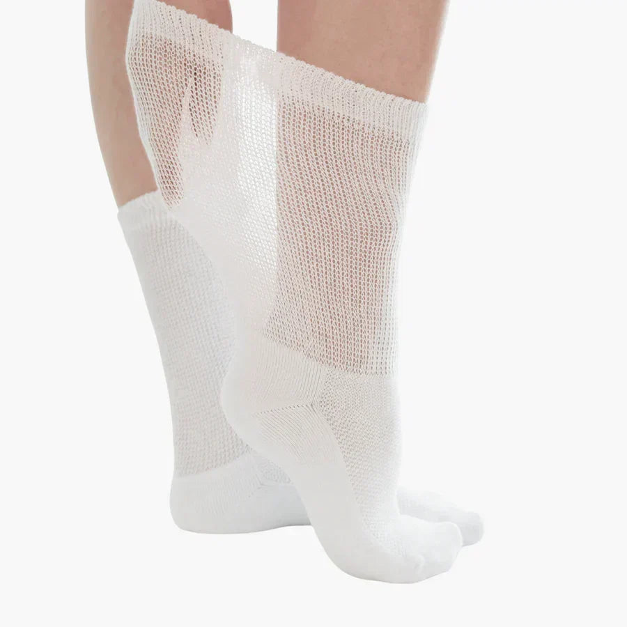 Seamless Diabetic Socks Cotton Circulation Support for Sensitive Feet Neuropathy Non-Binding Cushioned Heel Odor Control Daily Comfort | Lonoma