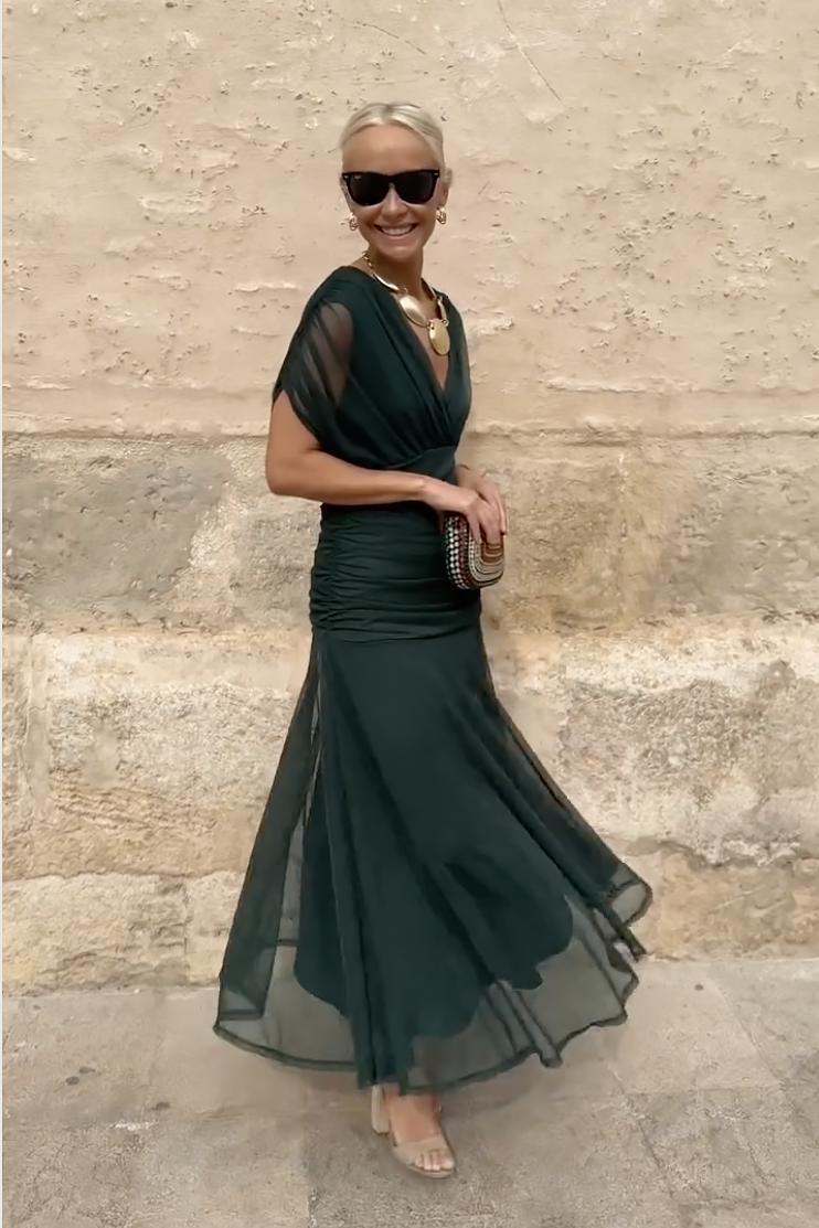 Women's V-Neck Gradient Maxi Dress Emerald Green Multi Colour Pleated Evening Gown Special Occasions Flowing Silhouette Party Formal Occasion Wear | Koossa