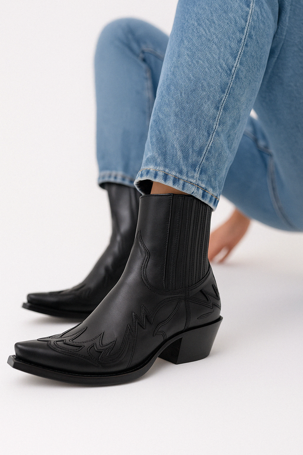 Western Ankle Boots in Black with Pointed Toe and Elasticated Panel for Everyday Elegance | Koossa