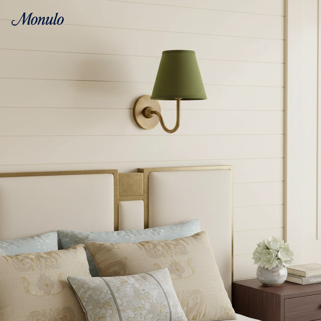Applique murale élégante à abat-jour plissé en tissu – Éclairage classique et raffiné pour chambre et salon | Koossa