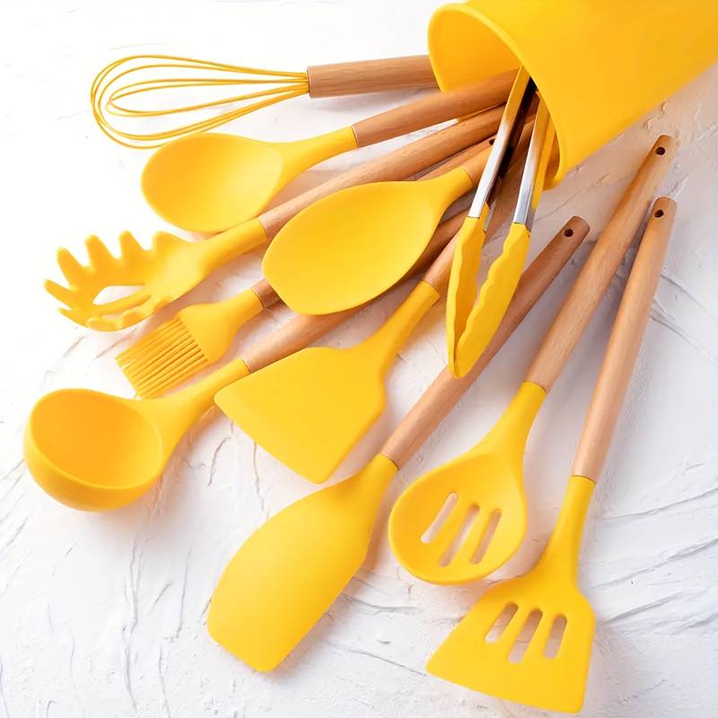 Set de 12 Ustensiles de Cuisine en Silicone avec Manches en Bois Naturel pour Cuisson Douce et Soignée | Koossa