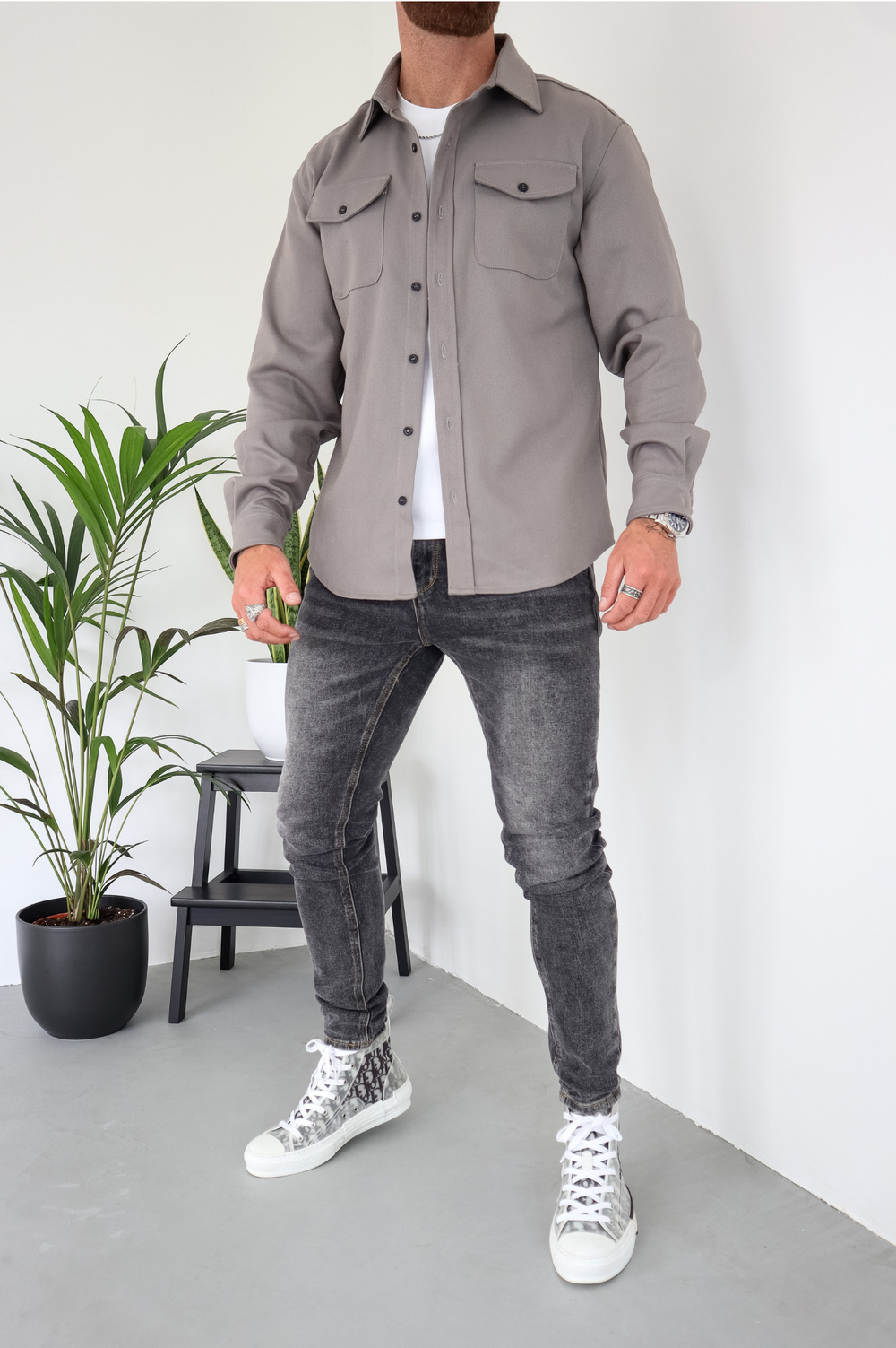Overshirt Jacket with Long Sleeves and Chest Pockets in Cotton Blend for Smart Casual Layering | Koossa