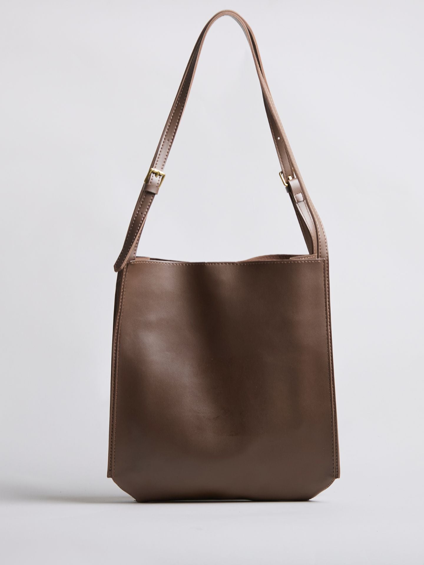 Structured Leather Shoulder Bag with Adjustable Strap and Secure Divider | Koossa