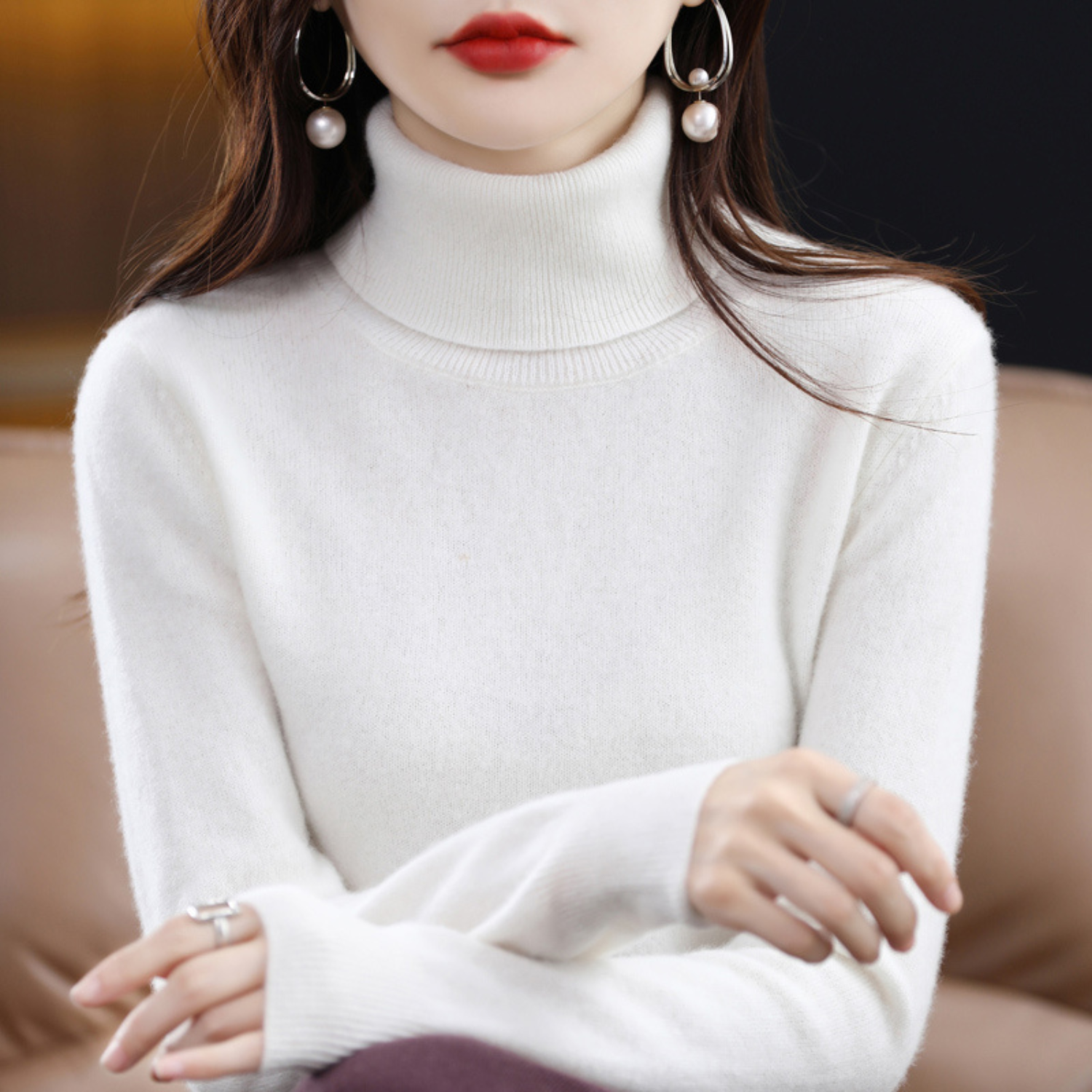 Women's Luxurious Rollneck Jumper — Classic Turtleneck Pullover for Autumn & Winter | Koossa