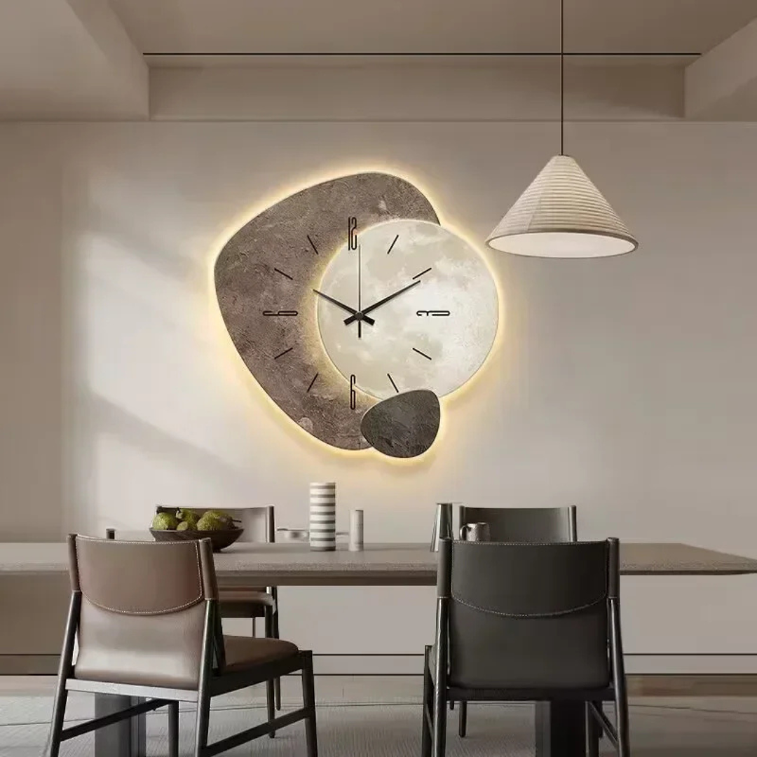 Horloge murale en bois naturel avec éclairage LED d'ambiance — Design moderne fluide pour salon et chambre | Koossa