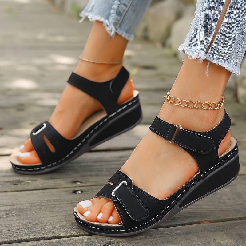 Women's Wedge Sandals with Adjustable Straps — Comfortable Warm-Weather Footwear for Everyday Elegance | Koossa