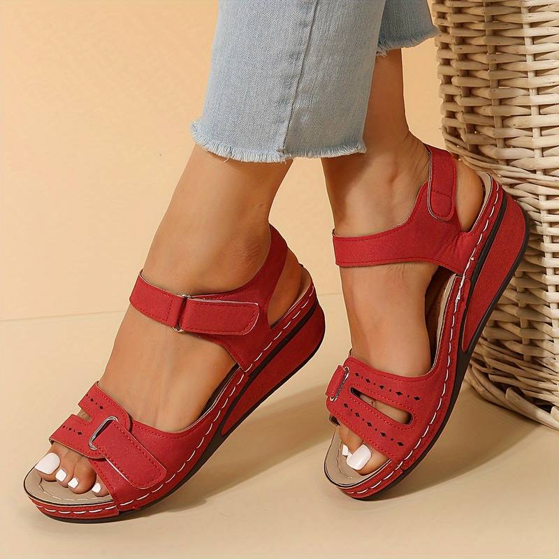 Women's Wedge Sandals with Adjustable Straps — Comfortable Warm-Weather Footwear for Everyday Elegance | Koossa