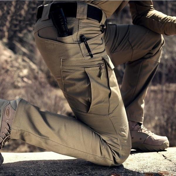 Women's Multi-Pocket Cargo Trousers with Ergonomic Knees — Practical Outdoor Trousers for Hiking & Active Days | Koossa