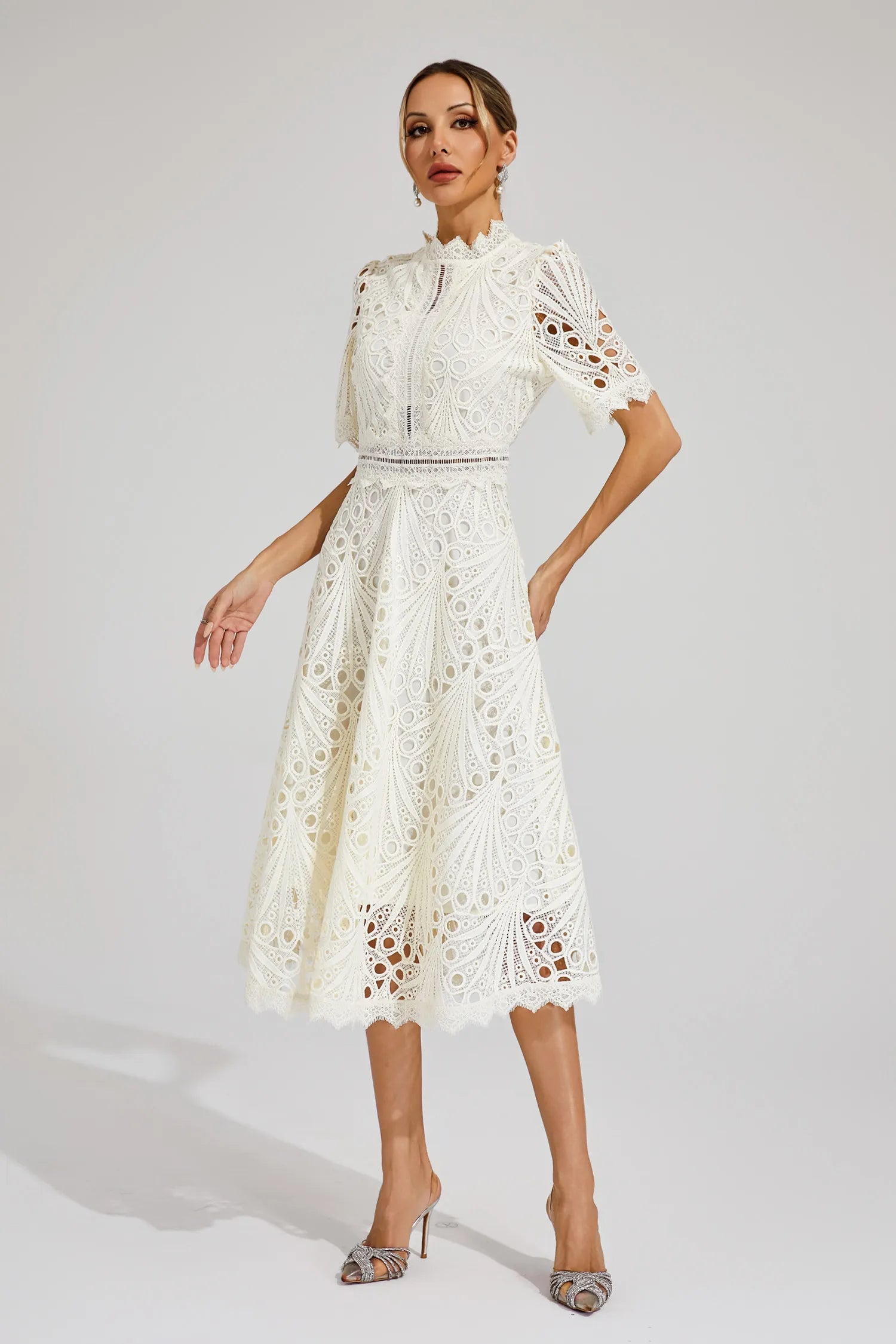 Midi Dress with High Neckline and Scalloped Hem in Pink and White – Elegant Fit-and-Flare Silhouette Perfect for Formal Occasions Graduation Ceremonies Wedding Guest | Koossa