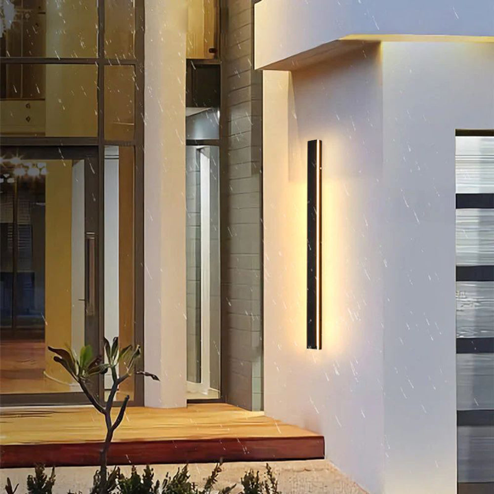 Applique murale LED extérieure verticale noire aluminium IP65 30–200 cm façade jardin allée éclairage moderne | Koossa