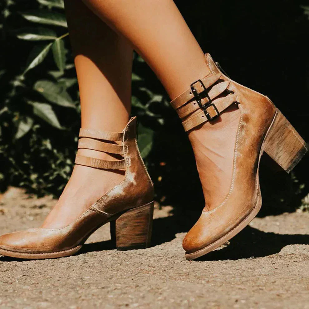 Women's Leather Court Shoes with Double Ankle Straps and Block Heel for All-Day Elegance and Comfort | Koossa