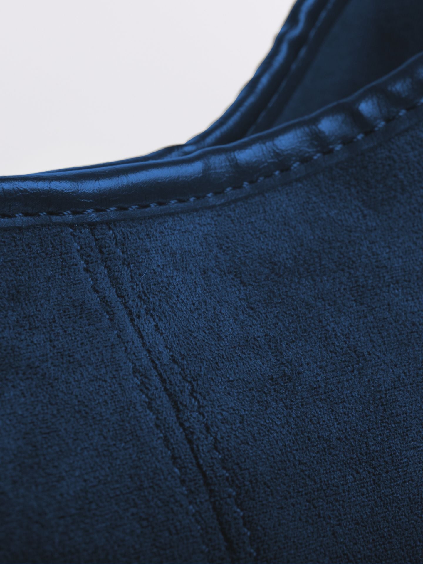 Slouchy Suede-Effect Hobo Bag with Single Shoulder Strap for Everyday Elegance and Effortless Winter Style | Koossa