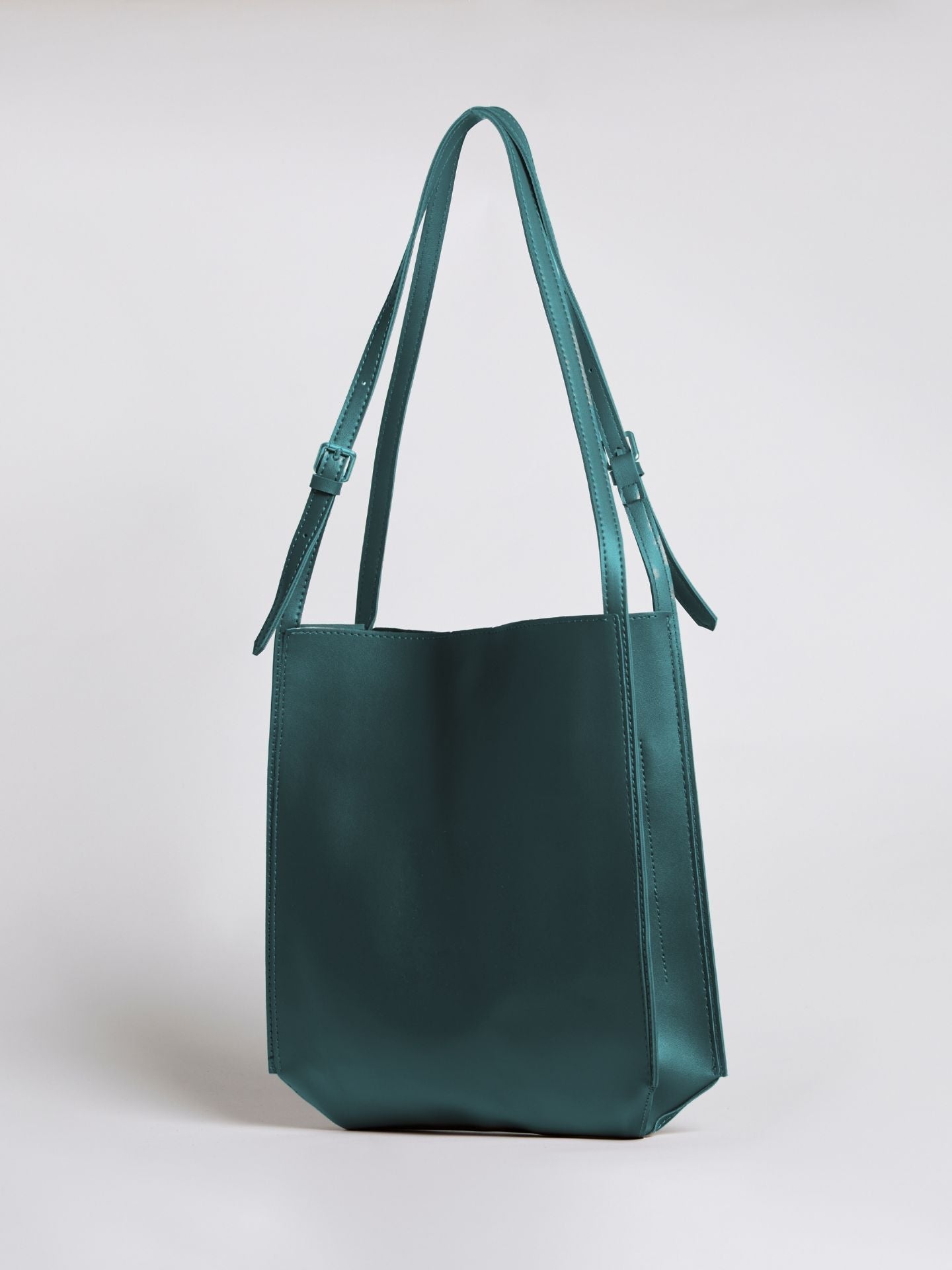 Structured Leather Shoulder Bag with Adjustable Strap and Secure Divider | Koossa