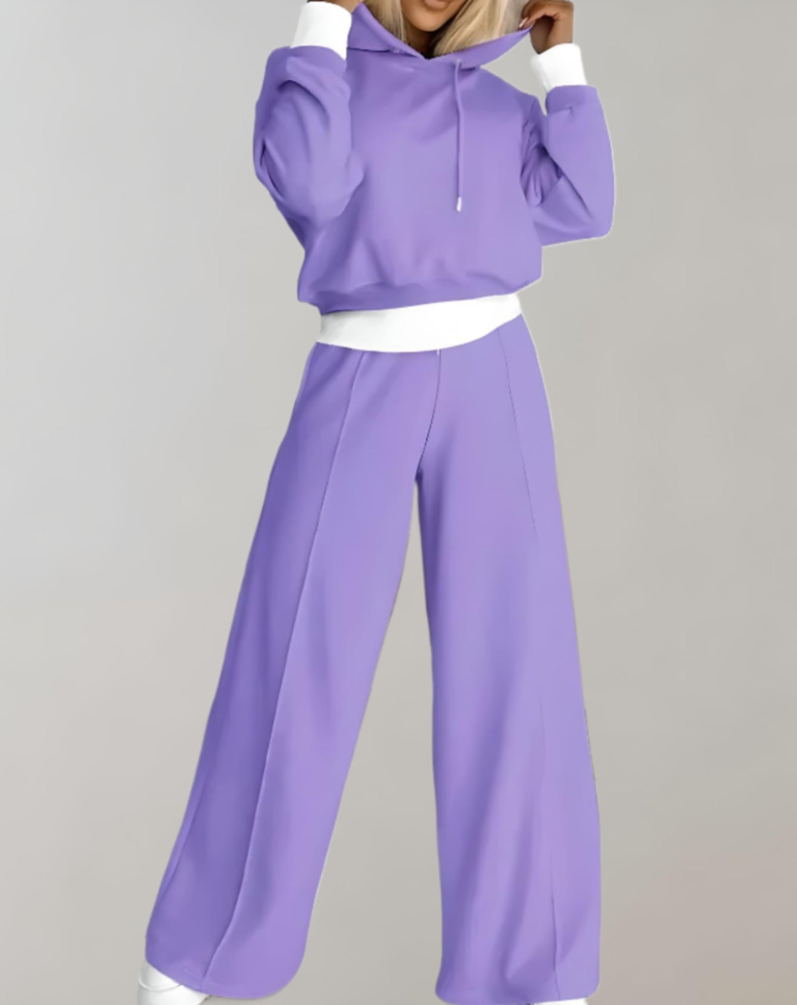 Women's Relaxed Lounge Set in Wide-Leg Trousers and Cropped Hoodie | Koossa