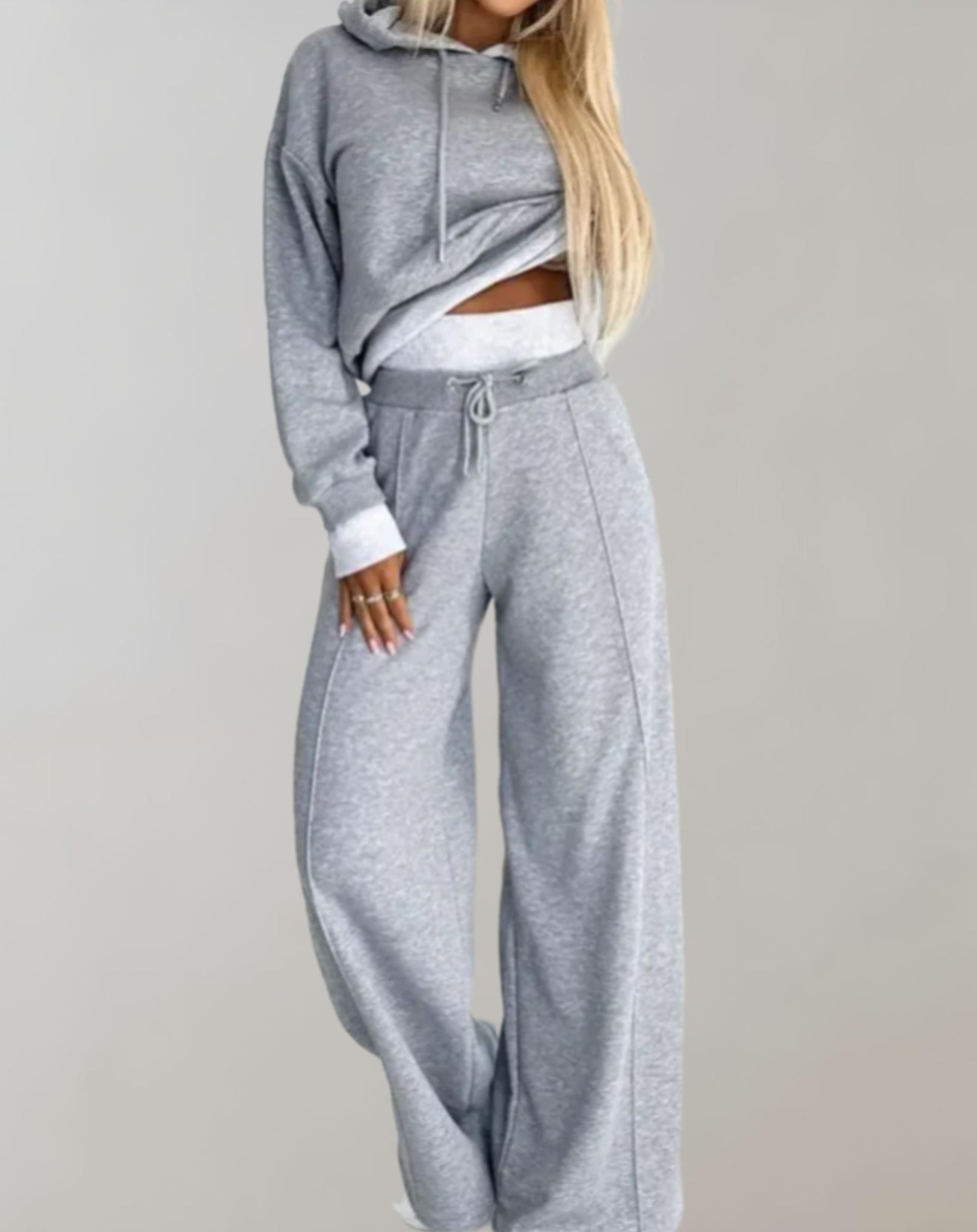 Women's Relaxed Lounge Set in Wide-Leg Trousers and Cropped Hoodie | Koossa