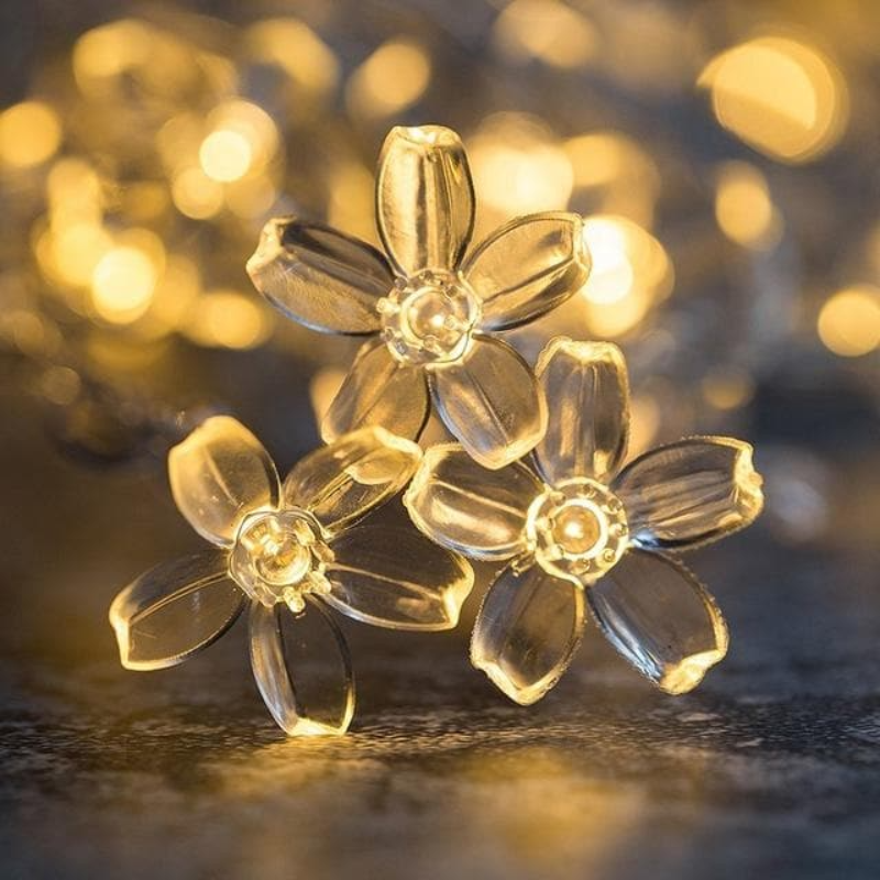 Guirlande lumineuse LED décorative intérieur extérieur blanc chaud motif étoile fleur boule ambiance chambre fête | Koossa
