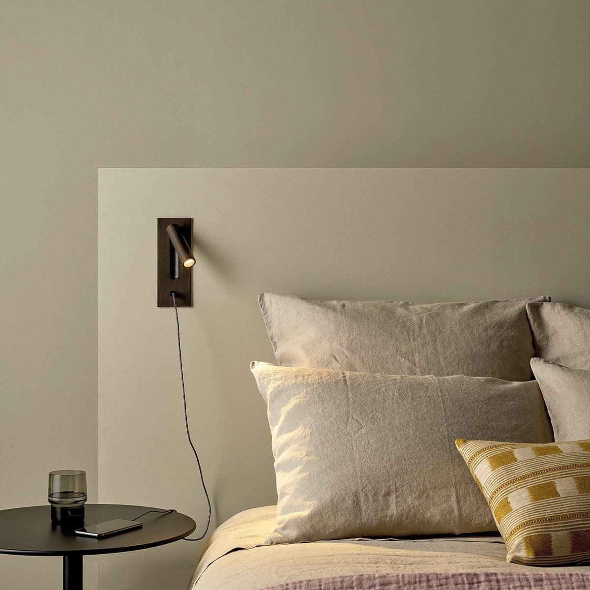 Industrial Wall Sconce with Adjustable Light Temperature 3000K-6000K Built-In Switch Aluminum Minimalist Wall Light for Living Room Bedroom | Lonoma