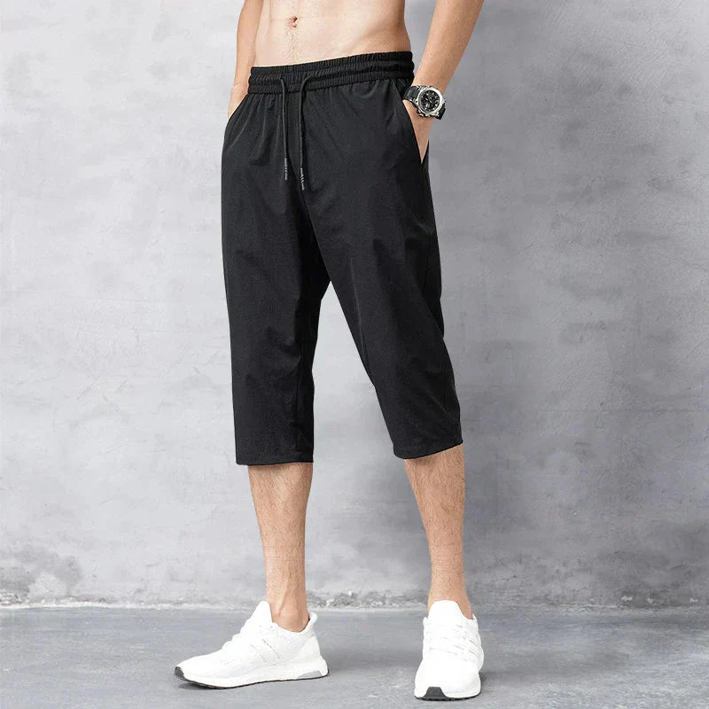 Men's Cropped Training Trousers in Grey and Black – Relaxed Fit Tapered Athleisure Joggers for Active Gentlemen | Koossa
