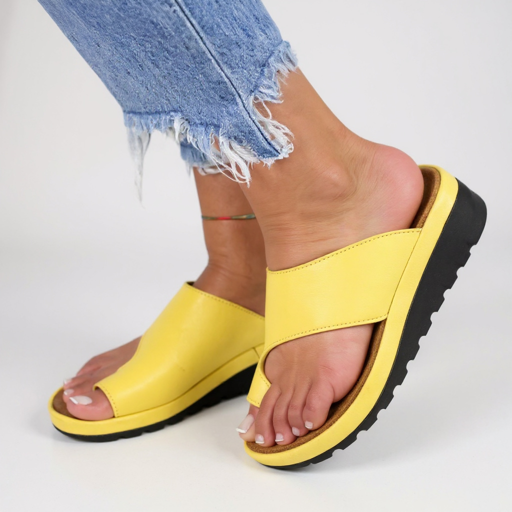 Toe-Post Sandals with Supportive Footbed in Metallic and Neutral Tones | Koossa