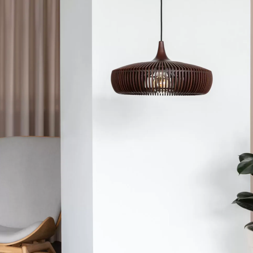 Suspension en bois massif style Japandi 43 cm luminaire naturel ambiance chaleureuse salon salle à manger chambre zen | Koossa