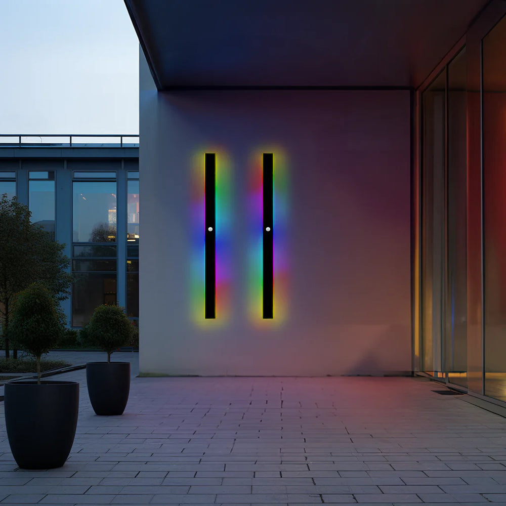 Applique murale LED extérieure verticale noire aluminium IP65 30–200 cm façade jardin allée éclairage moderne | Koossa