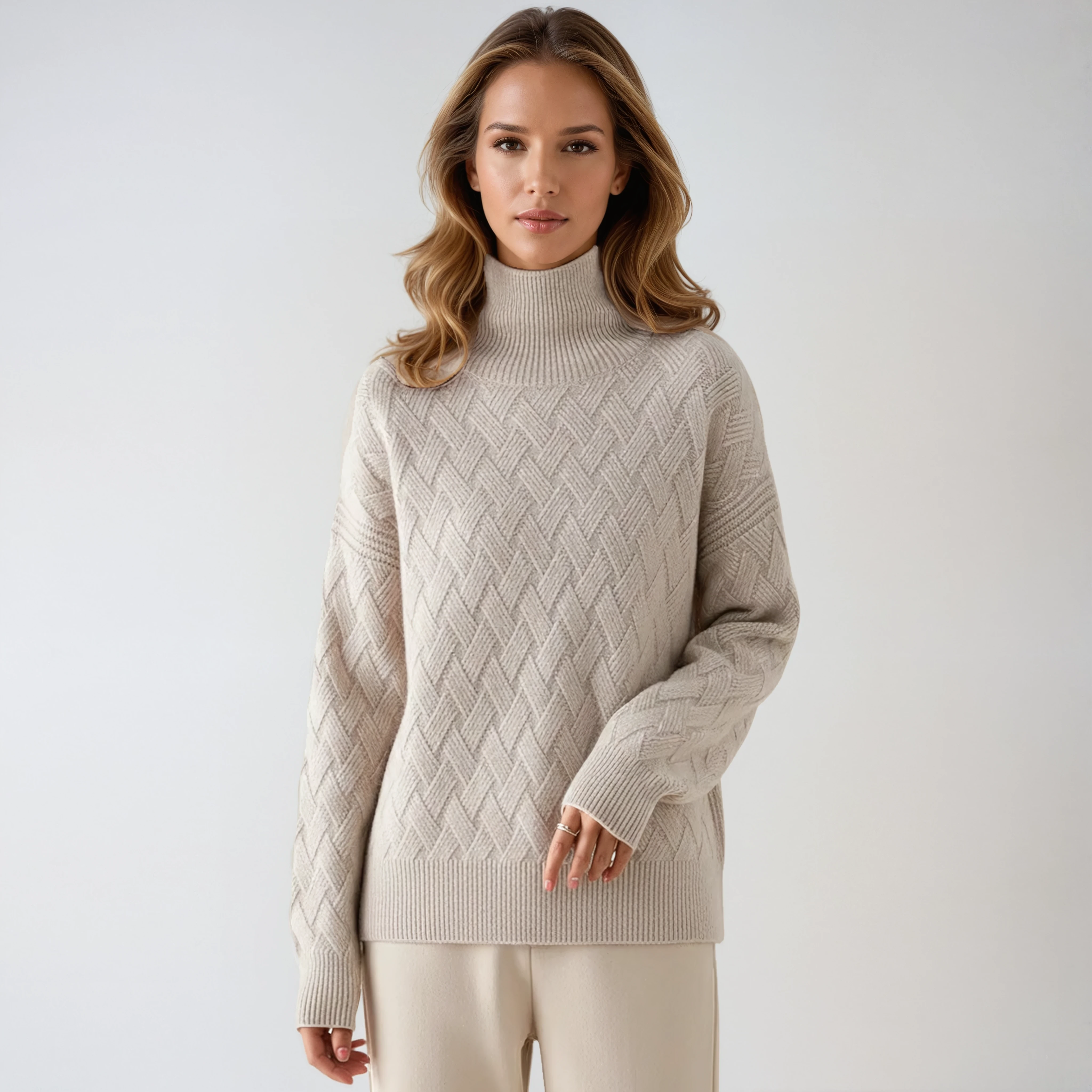 Pure Cashmere Crew Neck Jumper in White and Camel – Luxuriously Soft Knit for Effortless Elegance and Year-Round Layering | Koossa