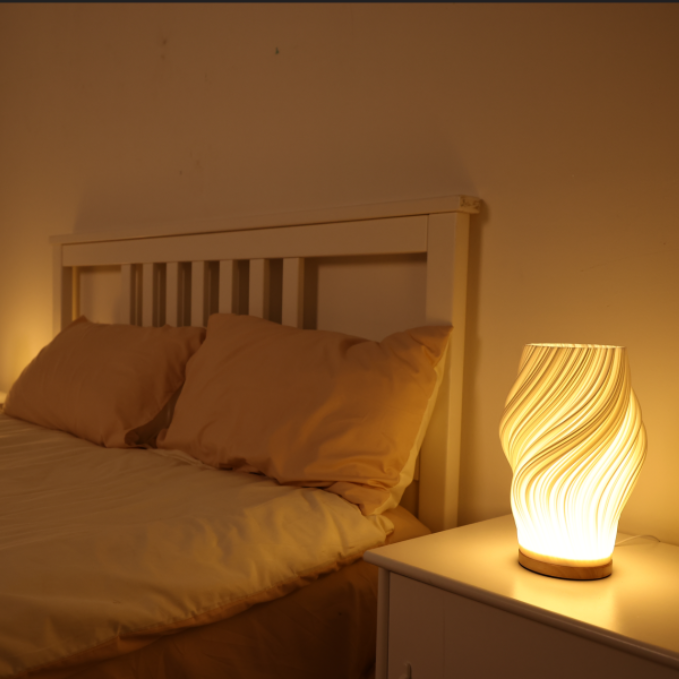 Lampe à poser en verre ondulé et fer dimmable E14 LED éclairage décoratif chambre salon design sculptural | Koossa