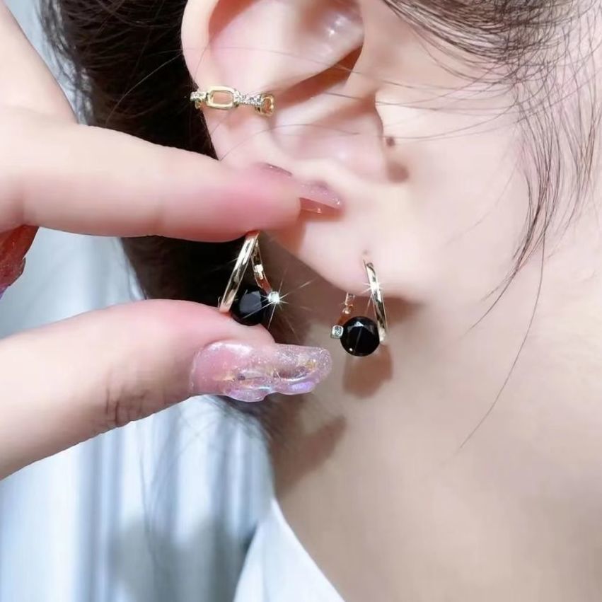 Women's Germanium Stud Earrings — Elegant Everyday Earrings for Wellbeing & Natural Beauty | Koossa