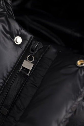 Women's Long Hooded Puffer Coat — Warm Quilted Winter Jacket for City & Country | Koossa