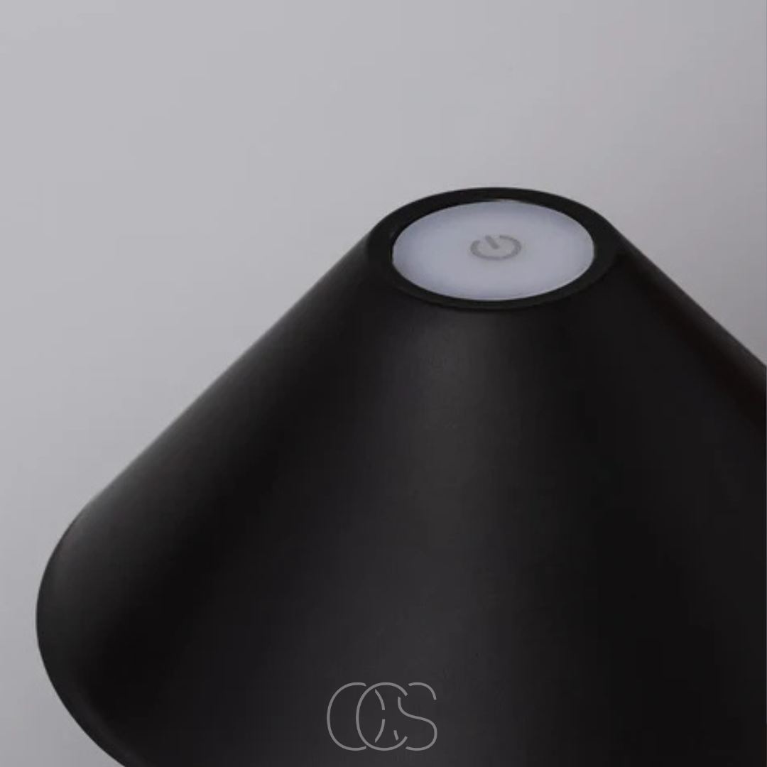 Lampe de table LED sans fil tactile dimmable intérieur extérieur étanche IP54 métal acier rechargeable portable | Koossa