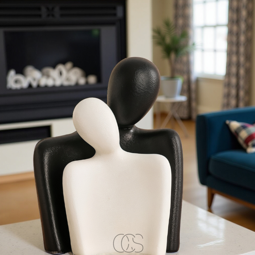 Statuette Couple Enlacé en Céramique Mate – Symbole d'Amour et de Tendresse pour Décoration Intérieure | Koossa