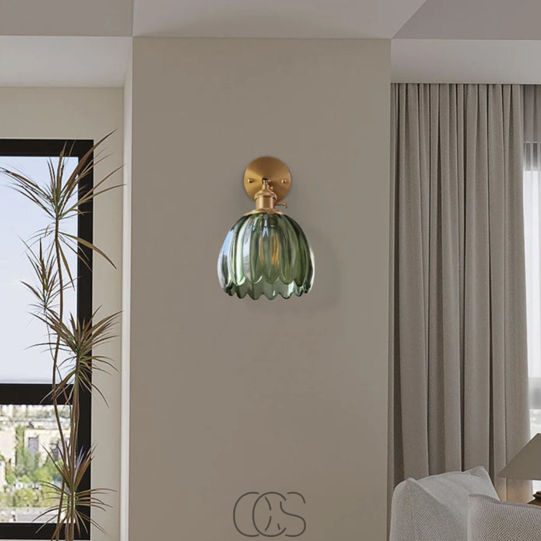 Applique murale rétro en verre tulipe et métal doré pour éclairage d'appoint chaleureux salon chambre couloir | Koossa