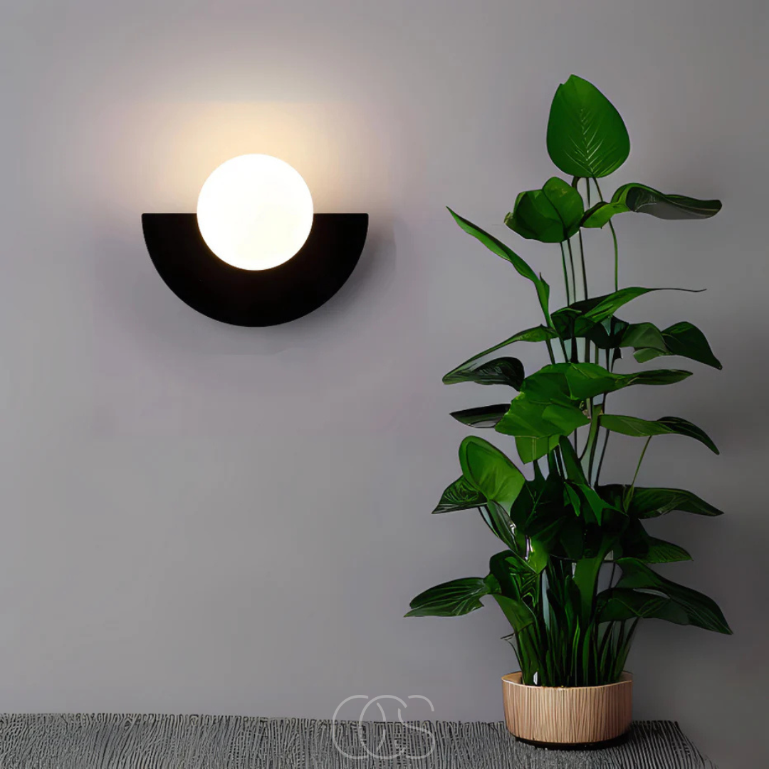 Applique Murale Demi-Lune Nordique – Design Scandinave Minimaliste Intemporel pour Intérieur Moderne et Élégant | Koossa