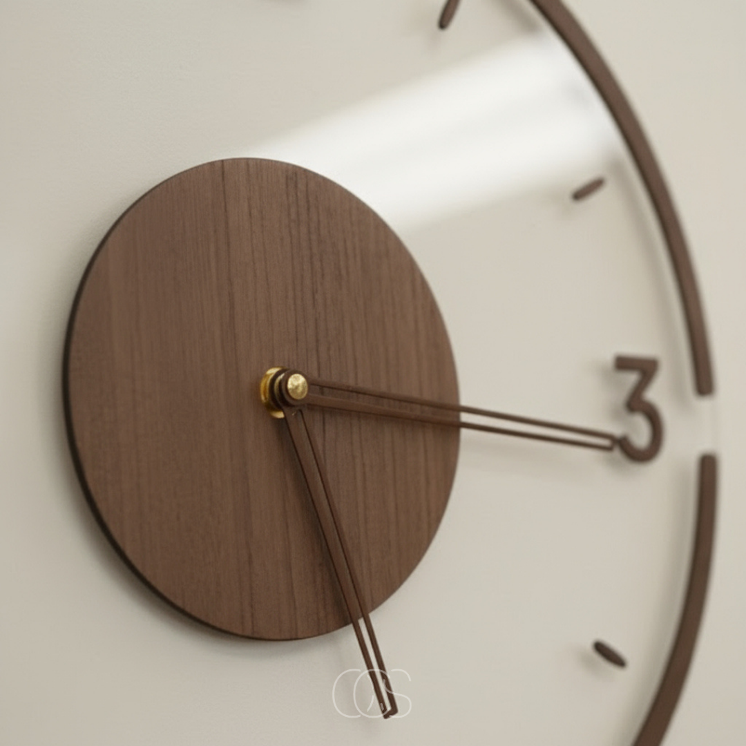 Horloge Murale Silencieuse Scandinave en Bois 35 cm Design Nordique Épuré pour Salon Chambre Bureau Décoration | Koossa
