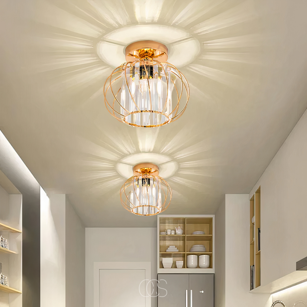Plafonnier en verre soufflé et fer forgé Ø23 cm lumière diffuse douce pour hall chambre salon ambiance élégante | Koossa