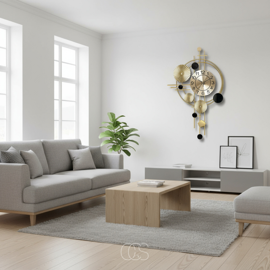 Horloge murale métallique design 78 cm silencieuse dorée moderne industrielle décoration intérieure élégante | Koossa