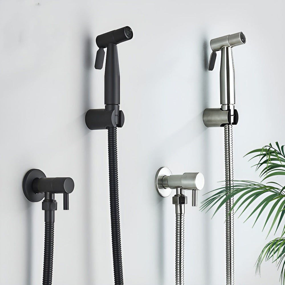 Douchette Hygiénique Murale Inox Jet Réglable Toilette Moderne Salle d'Eau Bien-Être Quotidien Compact | Koossa