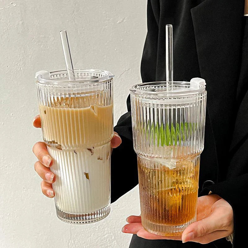 Gobelet isotherme côtelé en verre borosilicate double paroi avec paille réutilisable pour café thé nomade | Koossa
