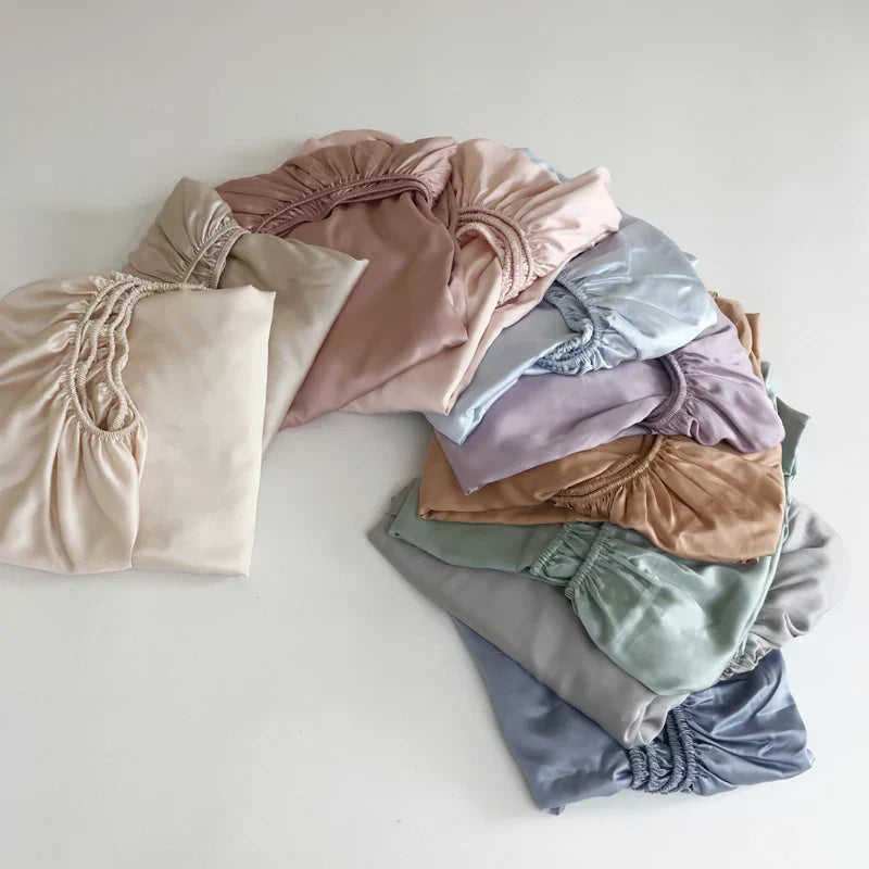 Pure Silk Fitted Sheet Set – Temperature Regulating, Skin-Friendly Bedding for Year-Round Comfort | Lonoma
