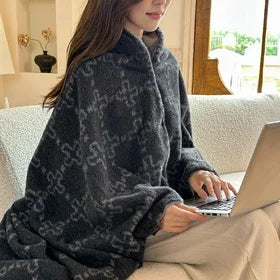 Plush Throw Blanket Plaid Wearable with Pockets Soft Fleece for Couch Bed Travel Fall Winter Home Decor | Lonoma