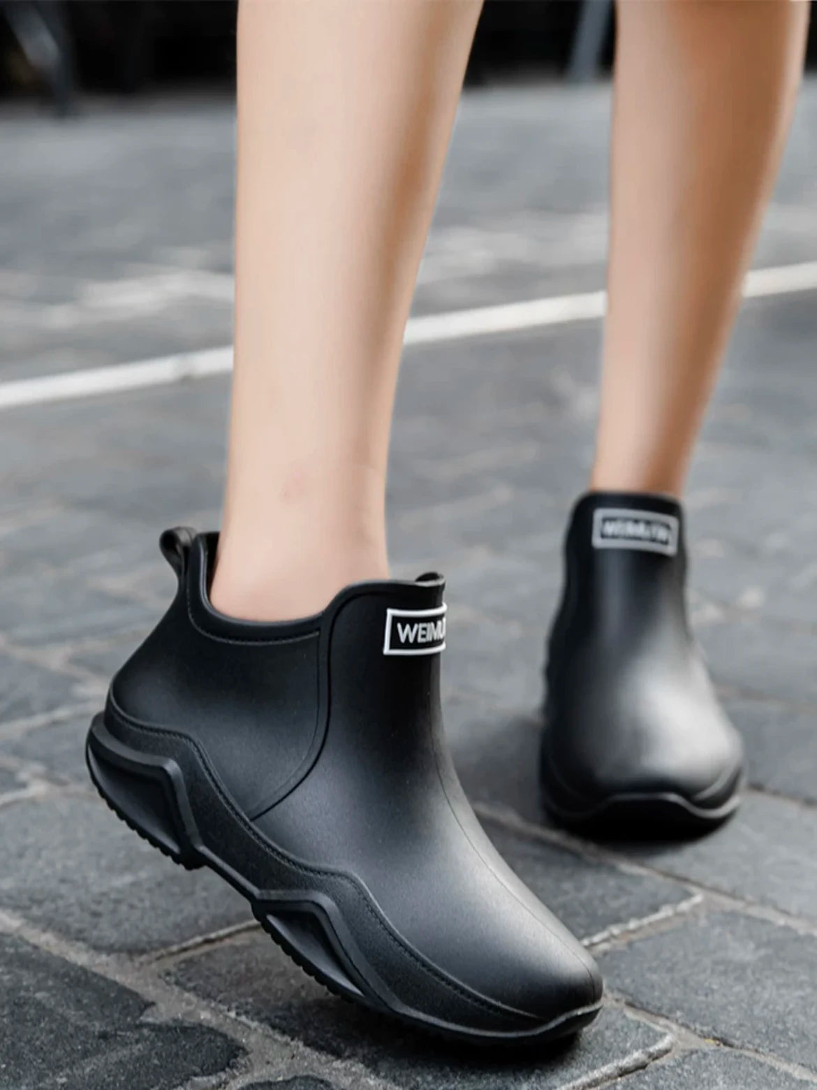 Waterproof Ankle Rain Boots with Non-Slip Sole for Men and Women All Seasons Kitchen Garden Work Outdoor Fleece Lined | Lonoma