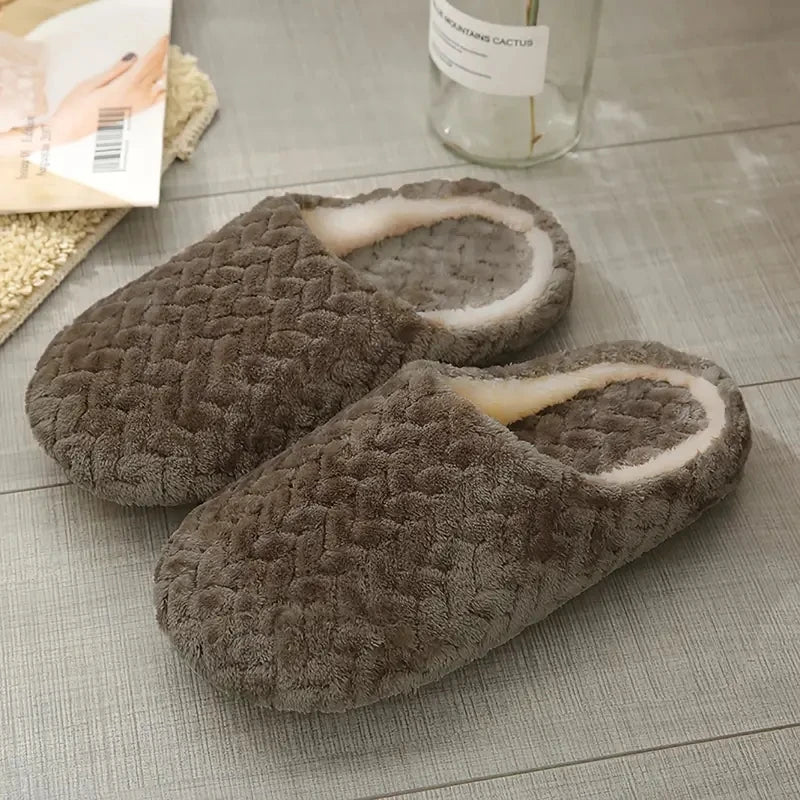 Plush Indoor Slippers for Women & Men – Fleece-Lined Lightweight House Shoes with Anti-Slip Sole for Fall Winter | Lonoma