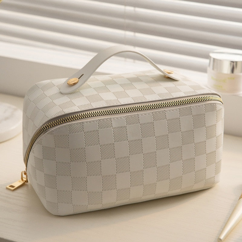 Women's Checkered Cosmetic Bag — Spacious Travel Make-Up Organiser with Multiple Compartments | Koossa