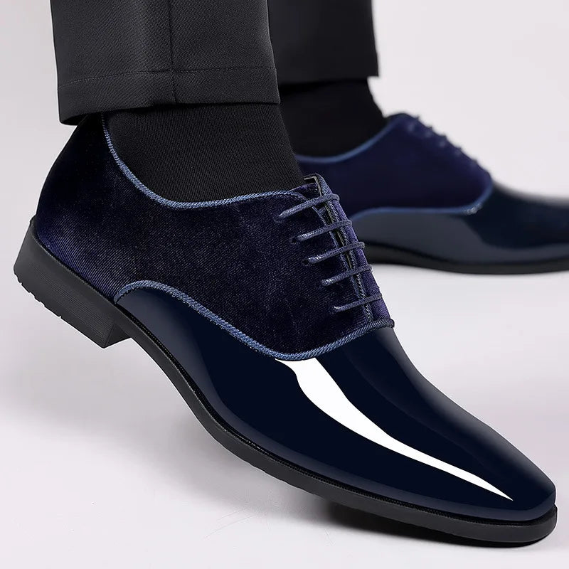 Men's Contrast-Finish Oxford Shoes with Lace-Up Detail in Black and Royal Blue for Formal Occasions and Evening Wear | Koossa