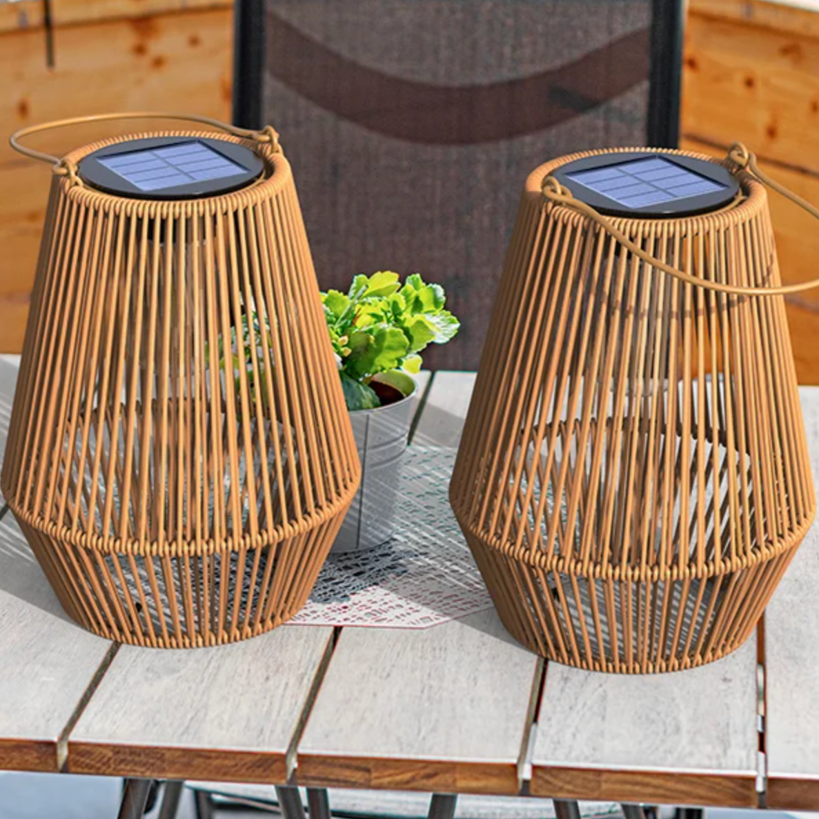 Lanterne solaire LED en rotin automatique étanche IP65 pour jardin terrasse balcon sans fil éclairage extérieur | Koossa