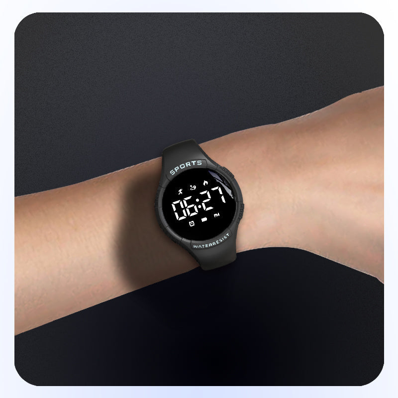 Montre connectée enfant étanche IP68 avec suivi d'activité sport 3D pour école loisirs et usage quotidien | Koossa